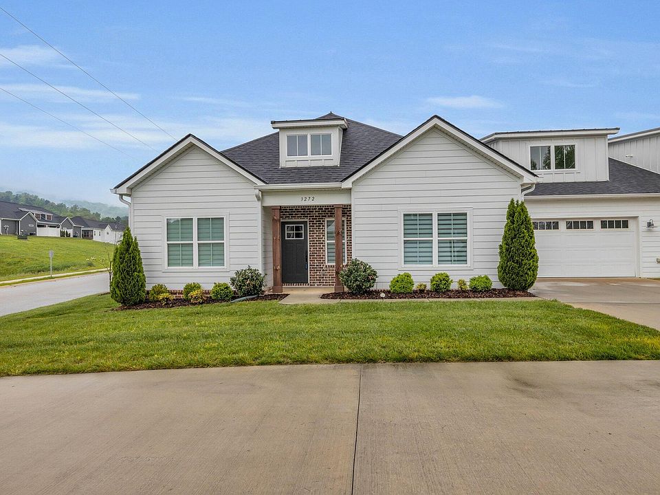 1st image of 3272 Stone Creek Dr