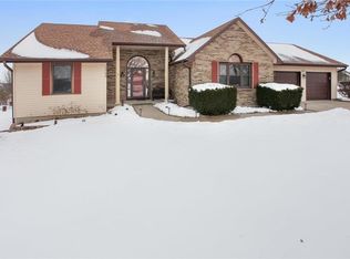 17788 158th St, Basehor, KS 66007