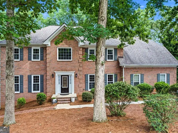5525 Hampstead Way, Johns Creek, GA 30097