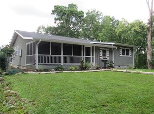 1207 Kilpatrick Rd, Hendersonville, NC 28739