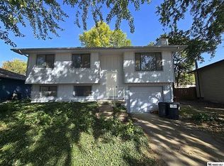 524 Mormon Trl, Lincoln, NE 68521