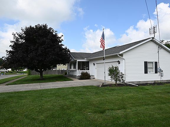 4th image of 1260 Heritage Ln