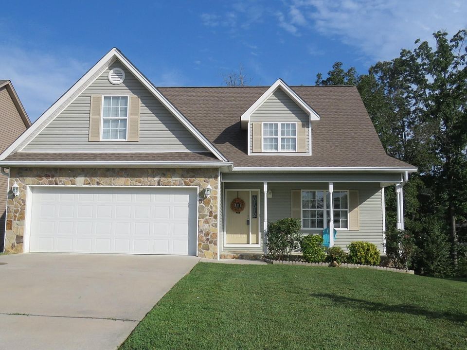 1st image of 1339 NE Woodland Pl #26