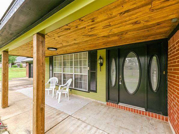 135 Merrywoods Blvd, Haughton, LA 71037