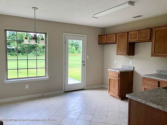 3rd image of 7051 Burlington Blvd