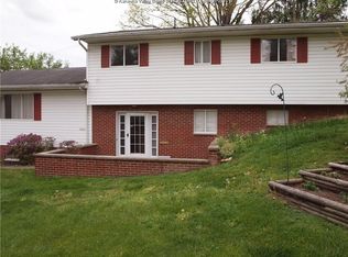 1005 Locust Rd, Charleston, WV 25314