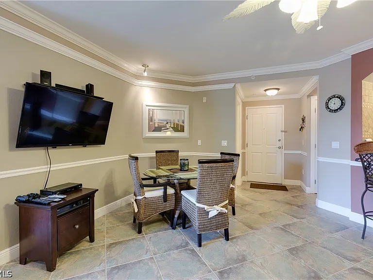 2825 Palm Beach Blvd #308 — Photo 7