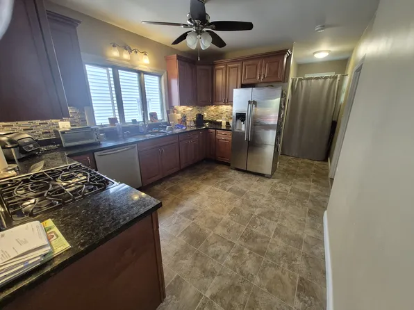 16 Sumner Ave, Medford, MA 02155
