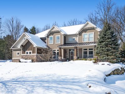 7182 Breton Woods Ct, Kalamazoo, MI, 49009