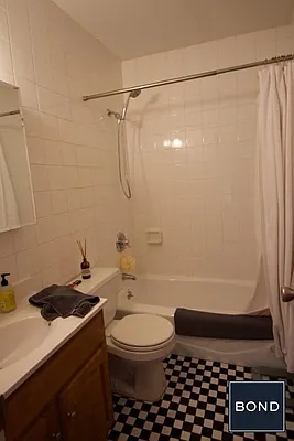 Rented by Bond New York | media 20