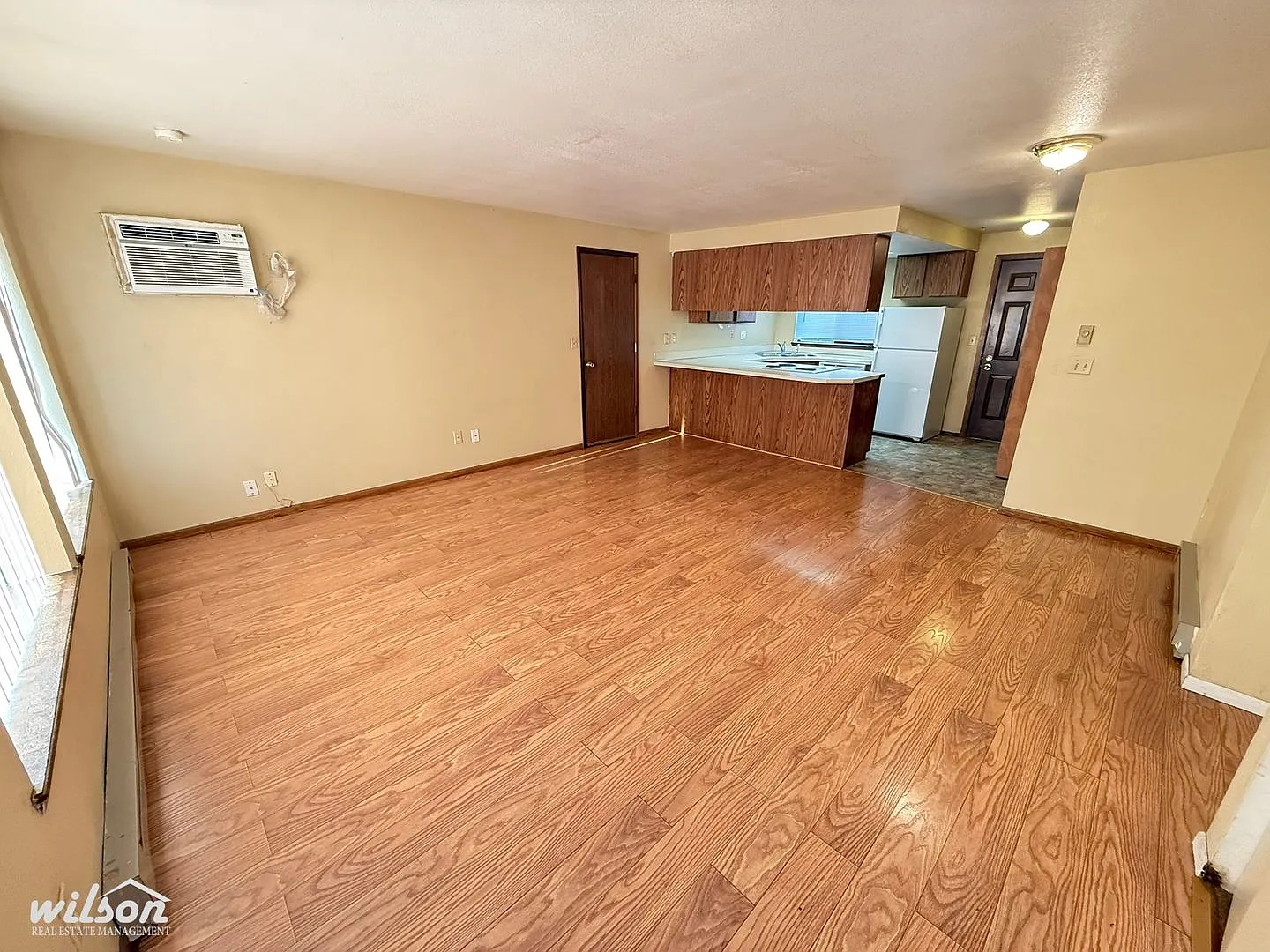 64 W Mead Ave — Photo 2
