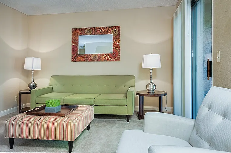 Shelter Cove Apartments — Photo 3