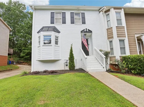 208 Hembree Park Ter, Roswell, GA 30076