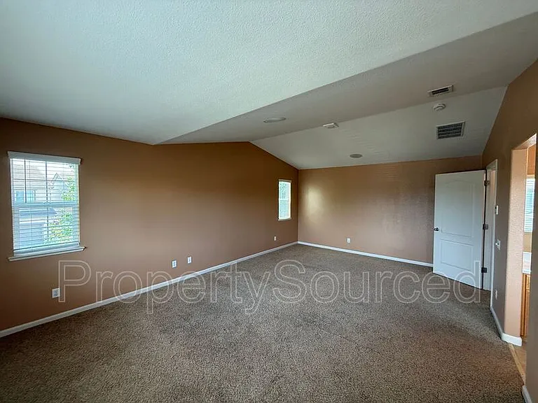 1688 Gathering Ln — Photo 30
