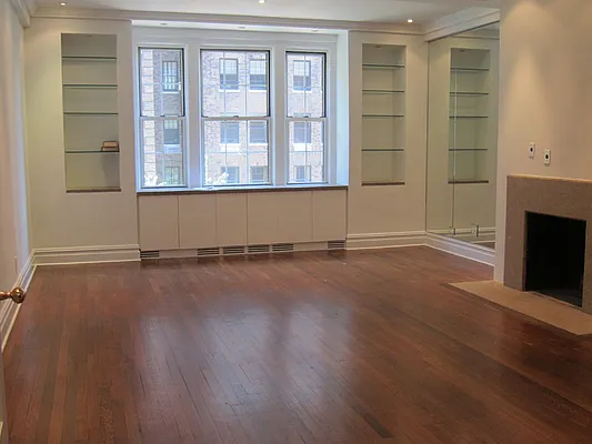 Rented by Sotheby's International Realty | media 21