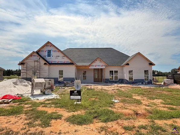 102 Beaumont Trl, Perry, GA 31069