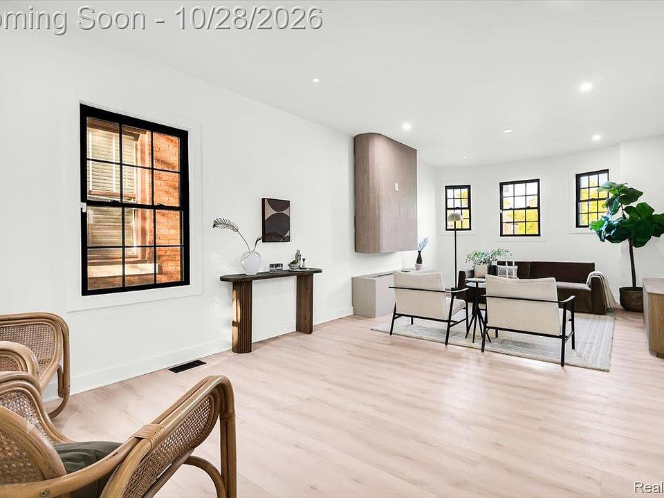 276 Marston St, photo 13