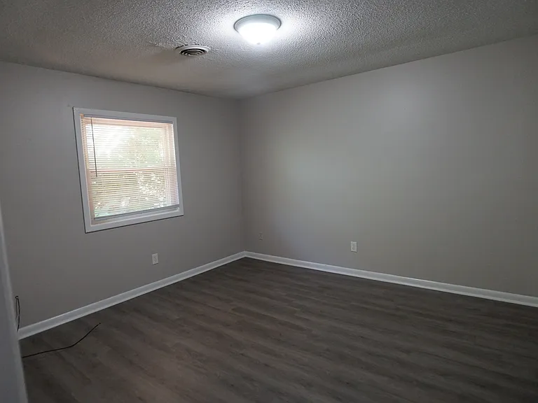 646 3rd St SE #646 — Photo 8