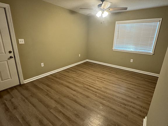 3rd image of 411 Baldwin Rd #303