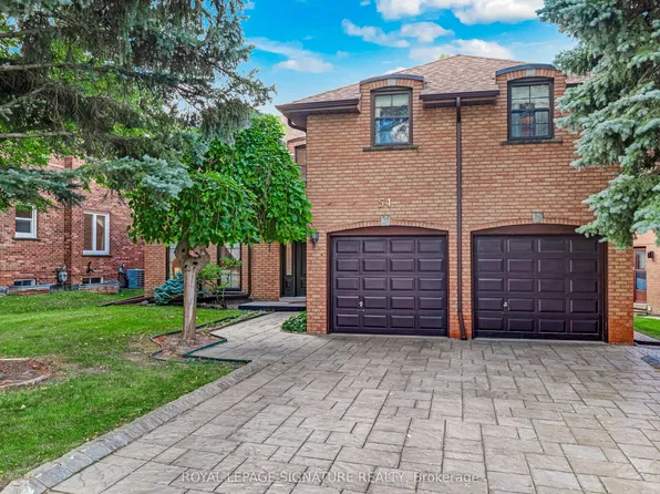 54 Ambrose Rd, Toronto, ON M2K 2W9