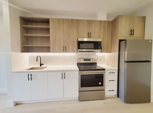 297 Forrest St #303, Jersey City, NJ 07304