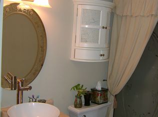 1056 Benoist Farms Rd APT 101, West Palm Beach, FL 33411