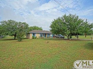 19639 Dove Hill Ln, Somerset, TX 78069