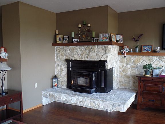 3rd image of 2103 Whittier Court