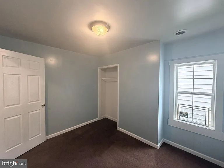 125 E Main St — Photo 21