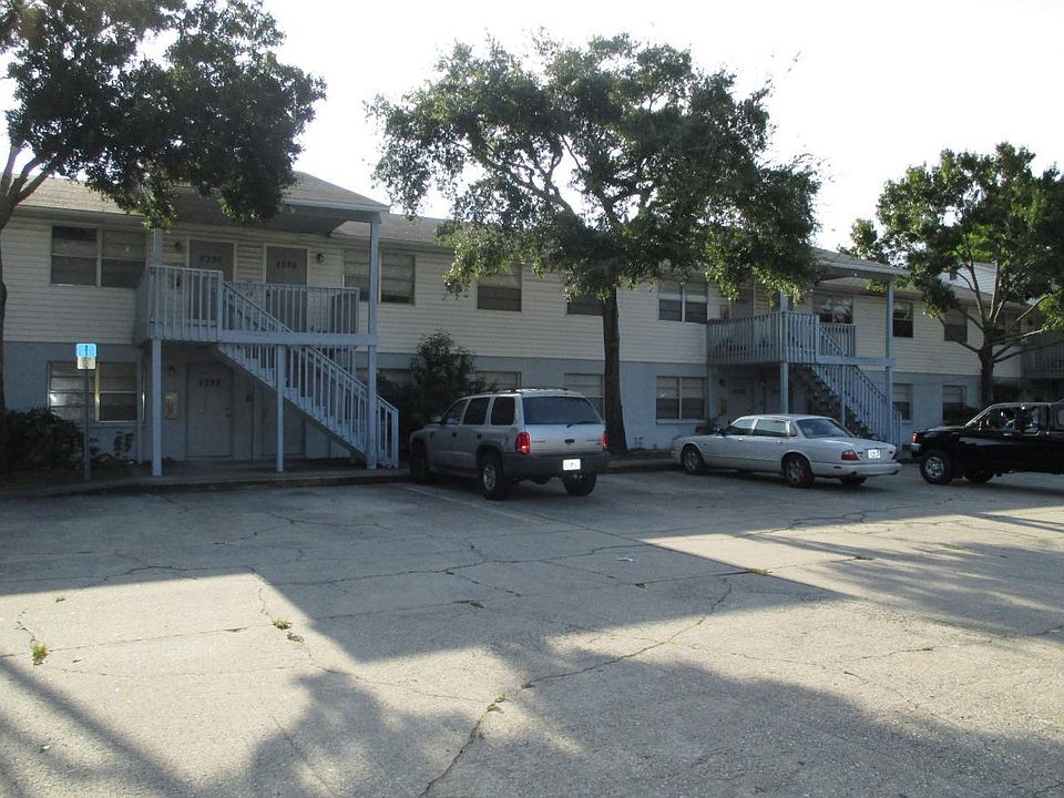 1st image of 4274 76th Ave N