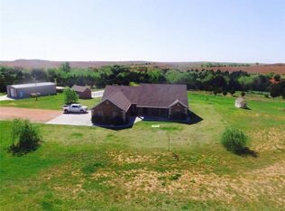 23932 E 1120th Rd, Colony, OK 73021