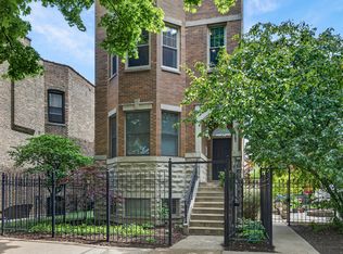 1041 N Leavitt St #2, Chicago, IL 60622