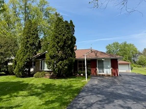 7056 W Osage Rd, Long Grove, IL 60060