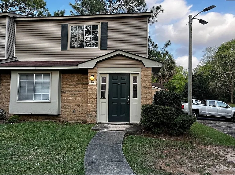6701 Dickens Ferry Rd #74 — Photo 1