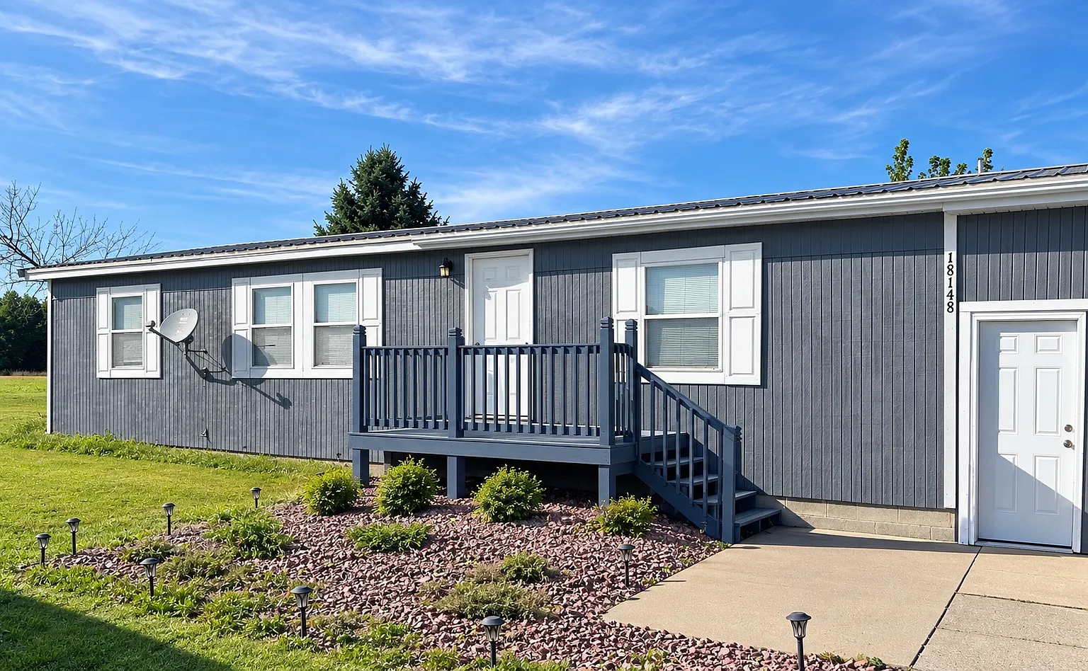 3 bed, $2,100 — Photo 1