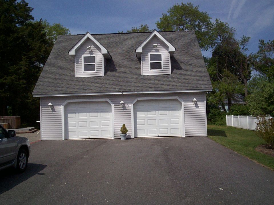 2nd image of 8 Bay Acres Dr #1-G