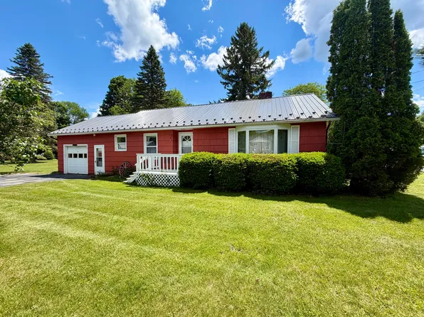 51 Smith St, Dannemora, NY 12929