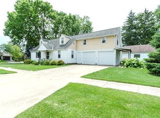 105 North Ave, Reeseville, WI 53579
