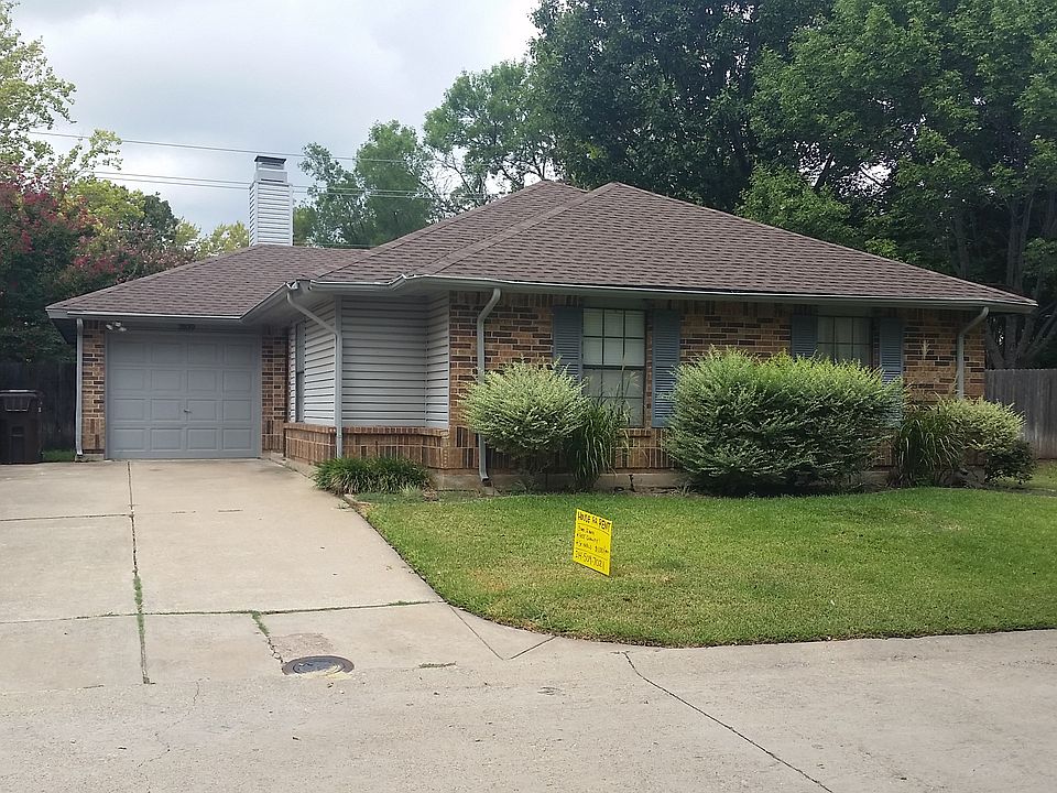 1st image of 3109 Boxwood Ln