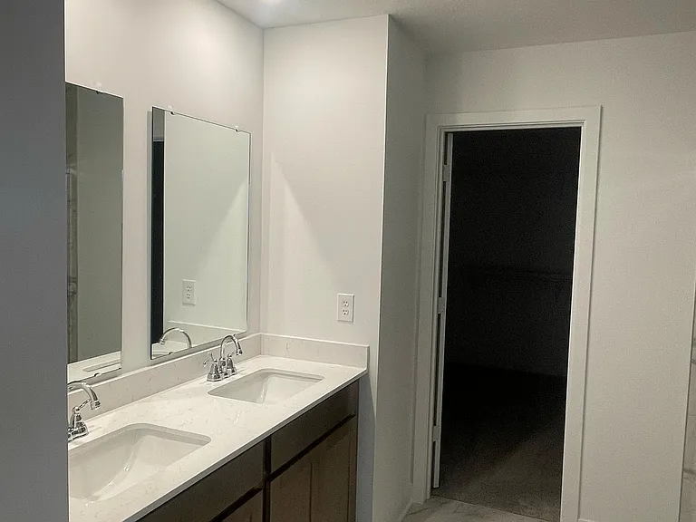 10814 Gates Creek Dr — Photo 12