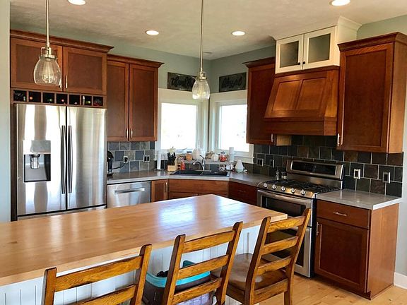 4th image of 2088 Bridlewood Dr