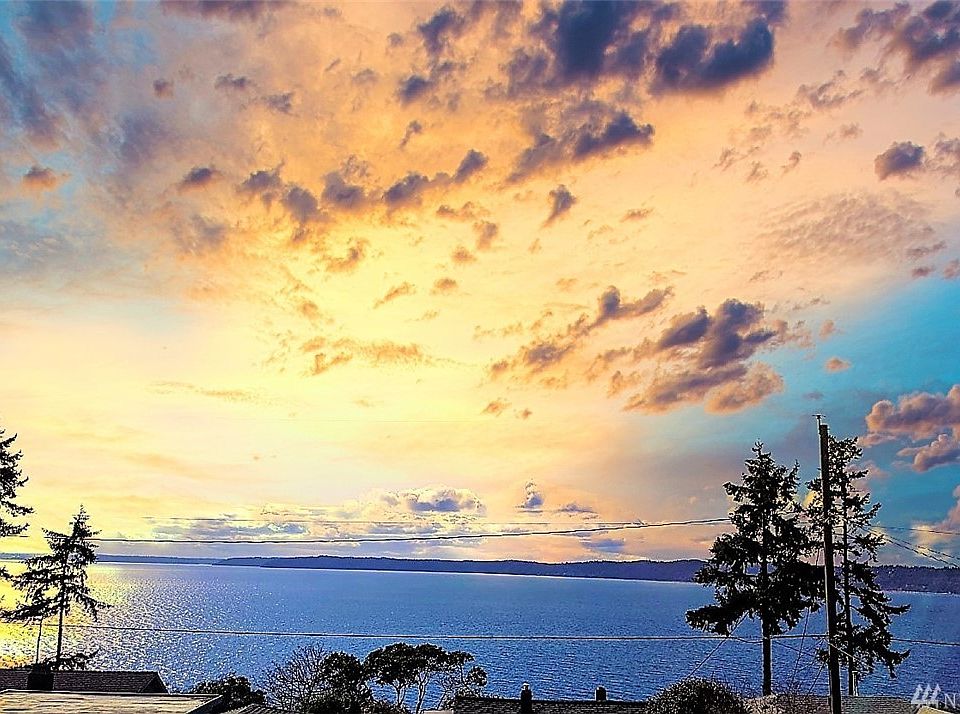 Amazing sunsets.