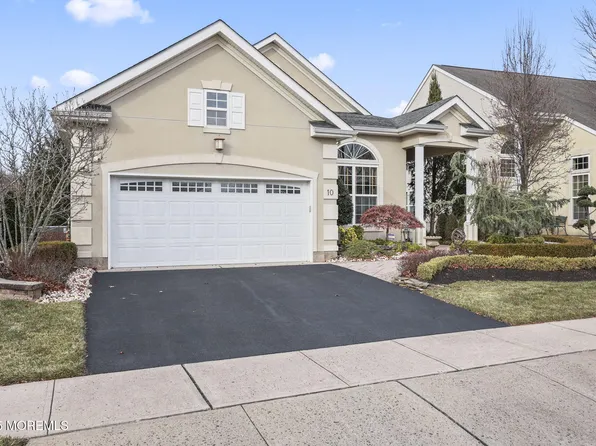 10 Pink Star Court, Manalapan, NJ 07726