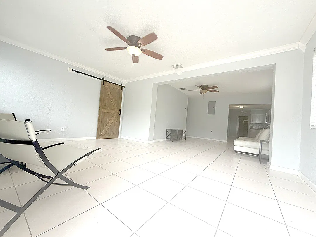 4 bed, 1800 sqft, $3,700 — Photo 3