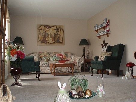 4th image of 208 Charles Dr
