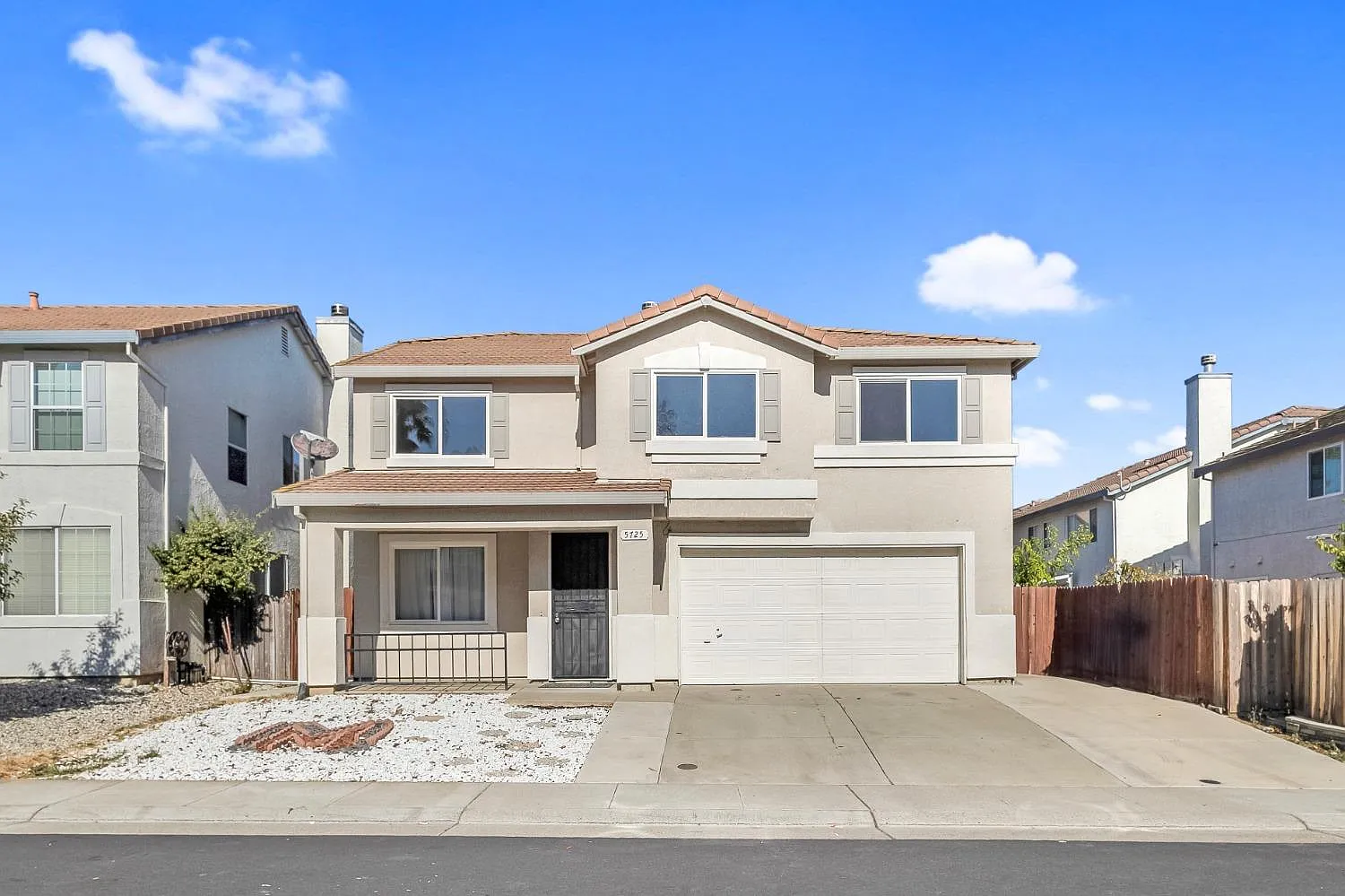 5725 Deepdale Way photo 1