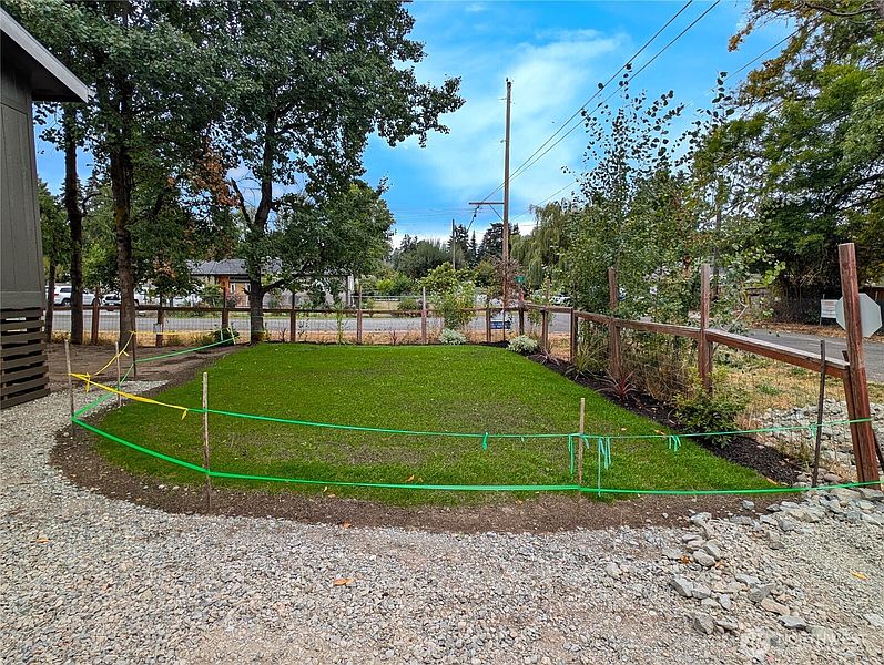2nd image of 902 97th Street E