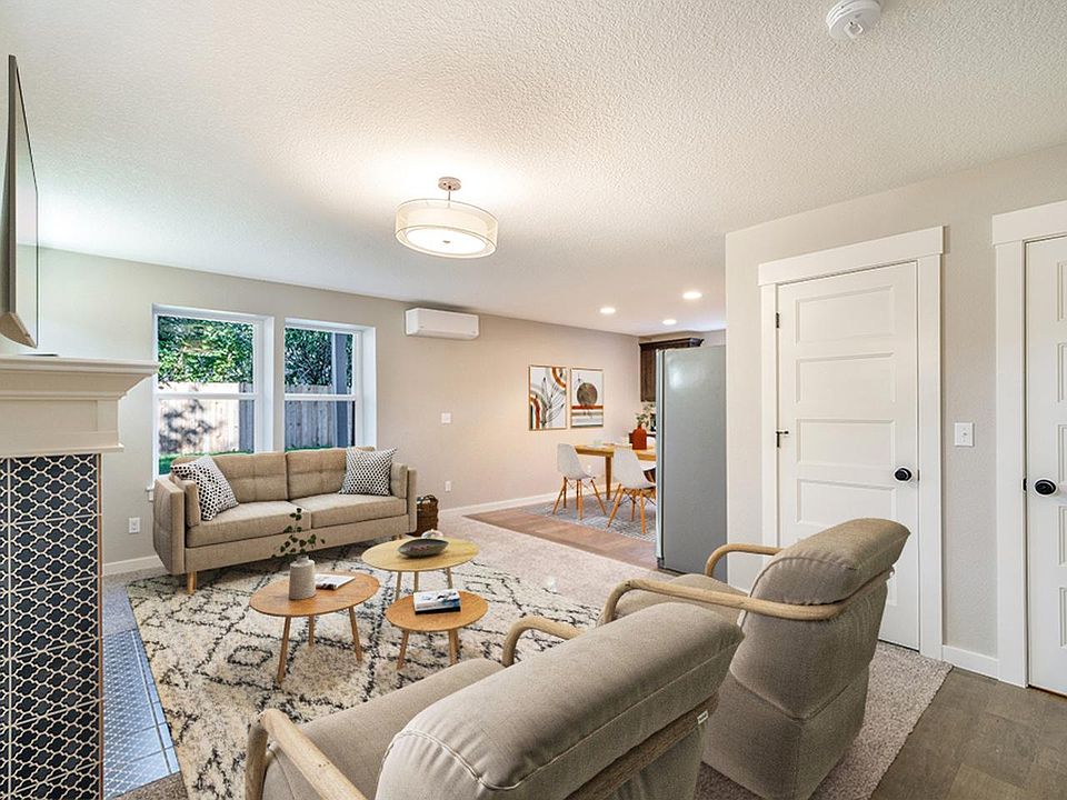 Optionally furnished common areas! Common areas can come beautifully furnished by our in-house design team for an additional fee.
