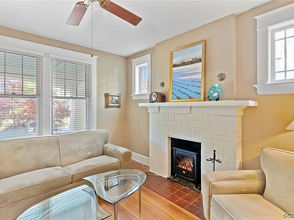 2nd image of 1513 Avondale Ave