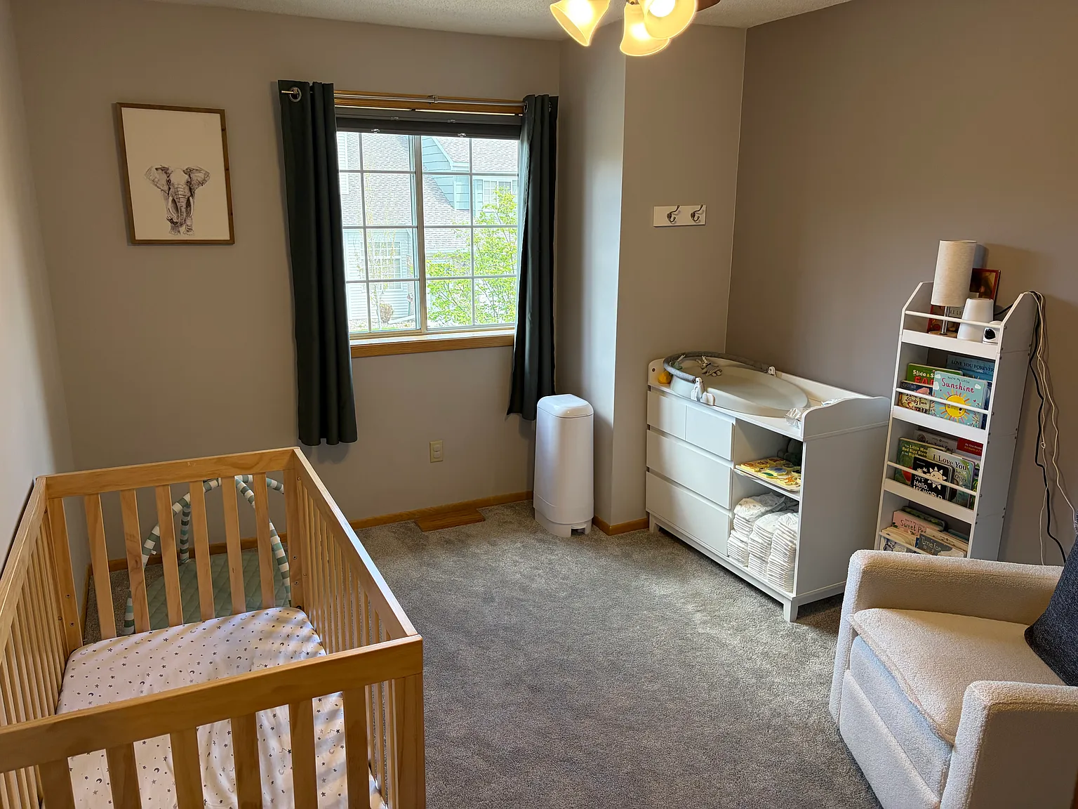 3 bed, 1232 sqft, $2,400 — Photo 3